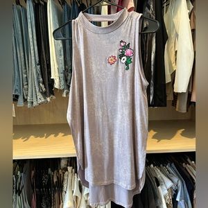 Primi Sleeveless Flower Tank